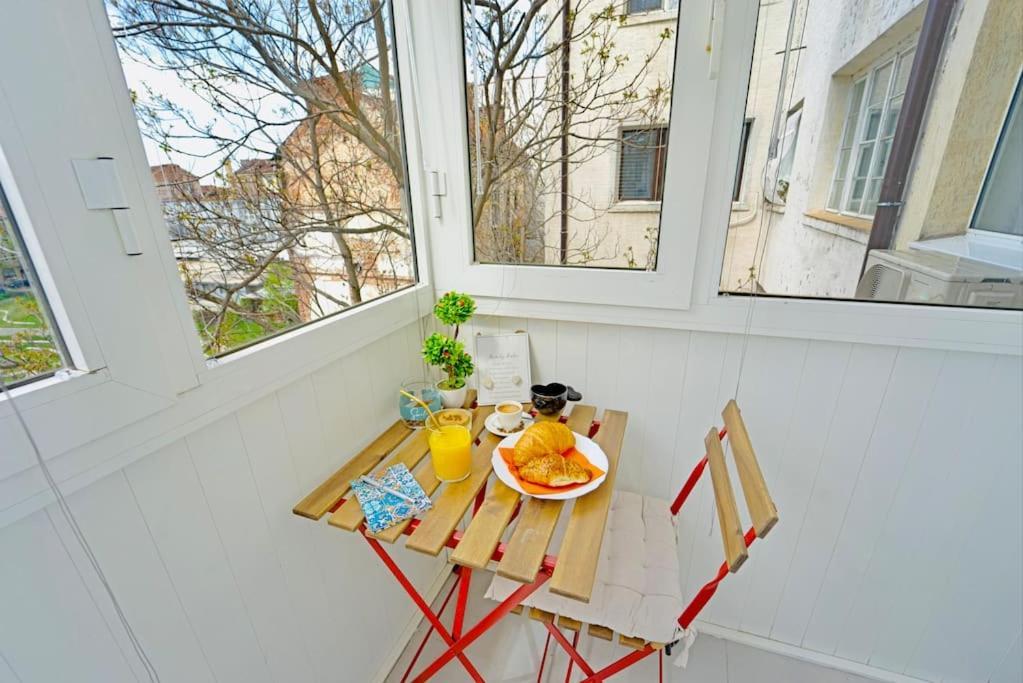Cozy 1-Bedroom Flat In The Very Center Of Sofie Exteriér fotografie